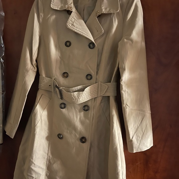 Women ORSAY Trench coat used,excellent condition khaki price $55 not negotiable - Picture 1 of 8